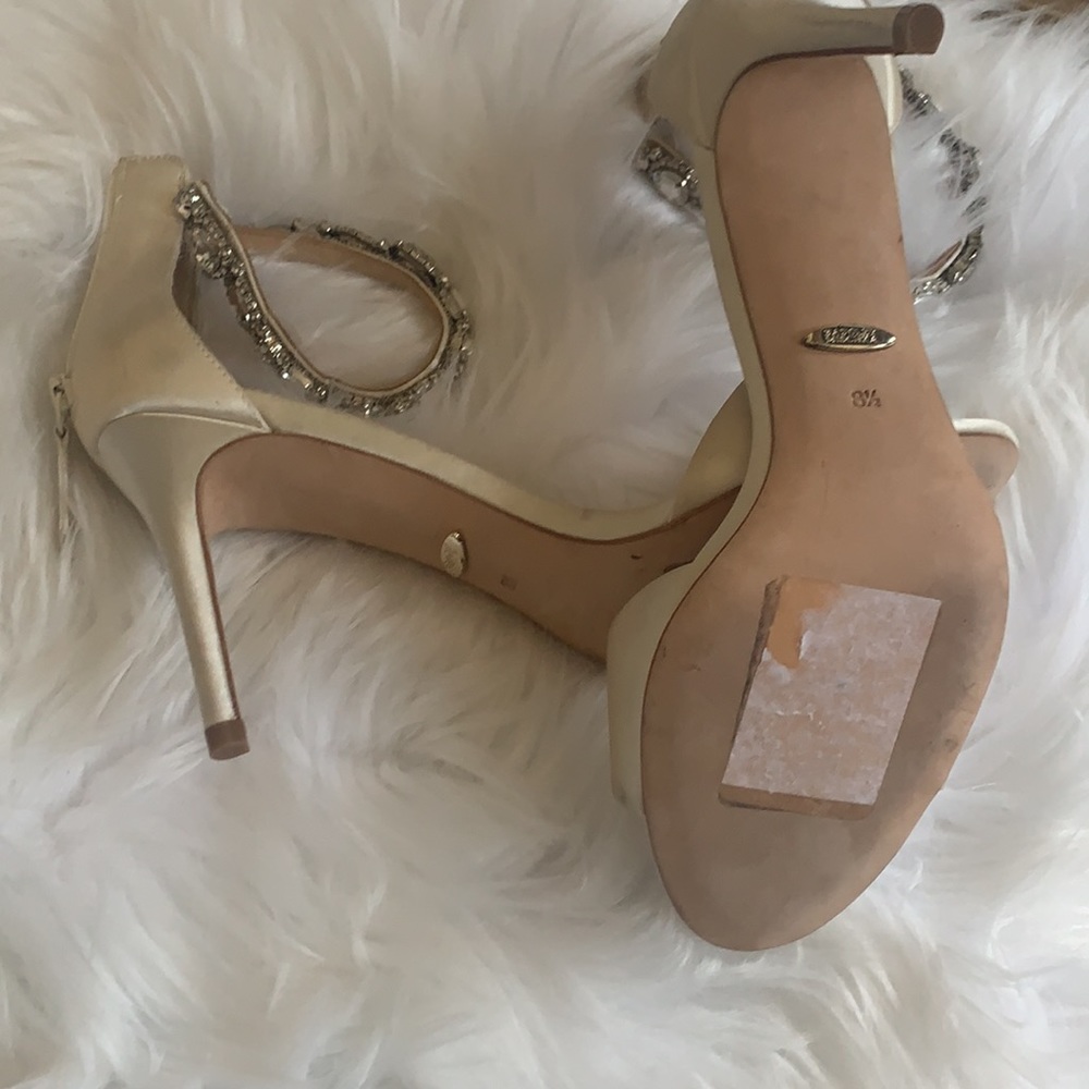 Badgley Mischka shoes - Picture 4 of 11